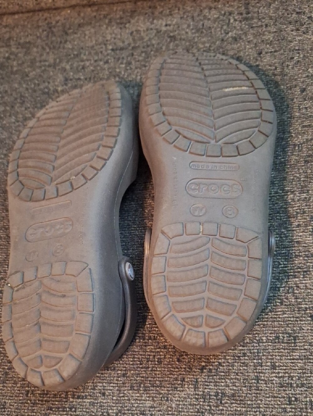 CROCS Two-Tone Open-Toe Slingback Sandals - Taupe & Beige - Picture 5 of 5